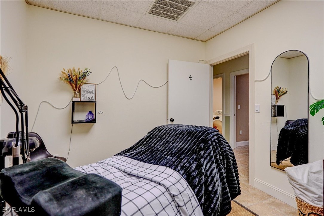 1404 Del Prado BLVD S 100 & 105