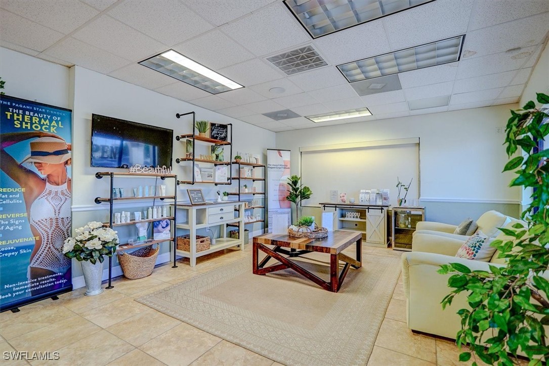 1404 Del Prado BLVD S 100 & 105