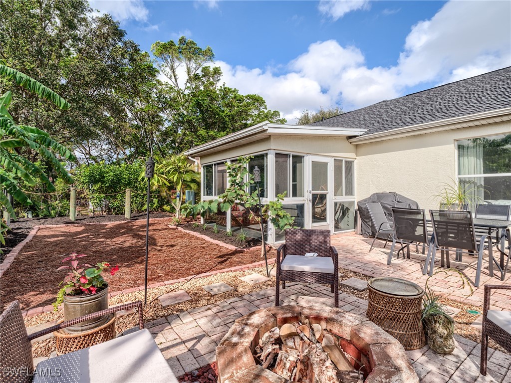 15004 Cloverdale DR