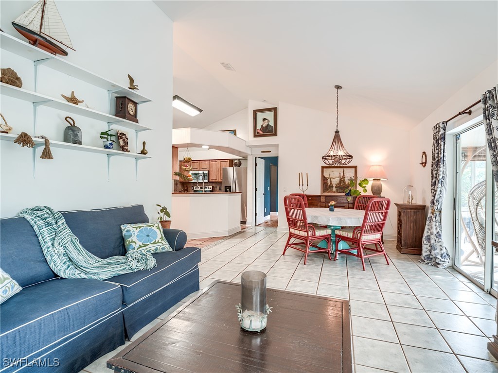 15004 Cloverdale DR