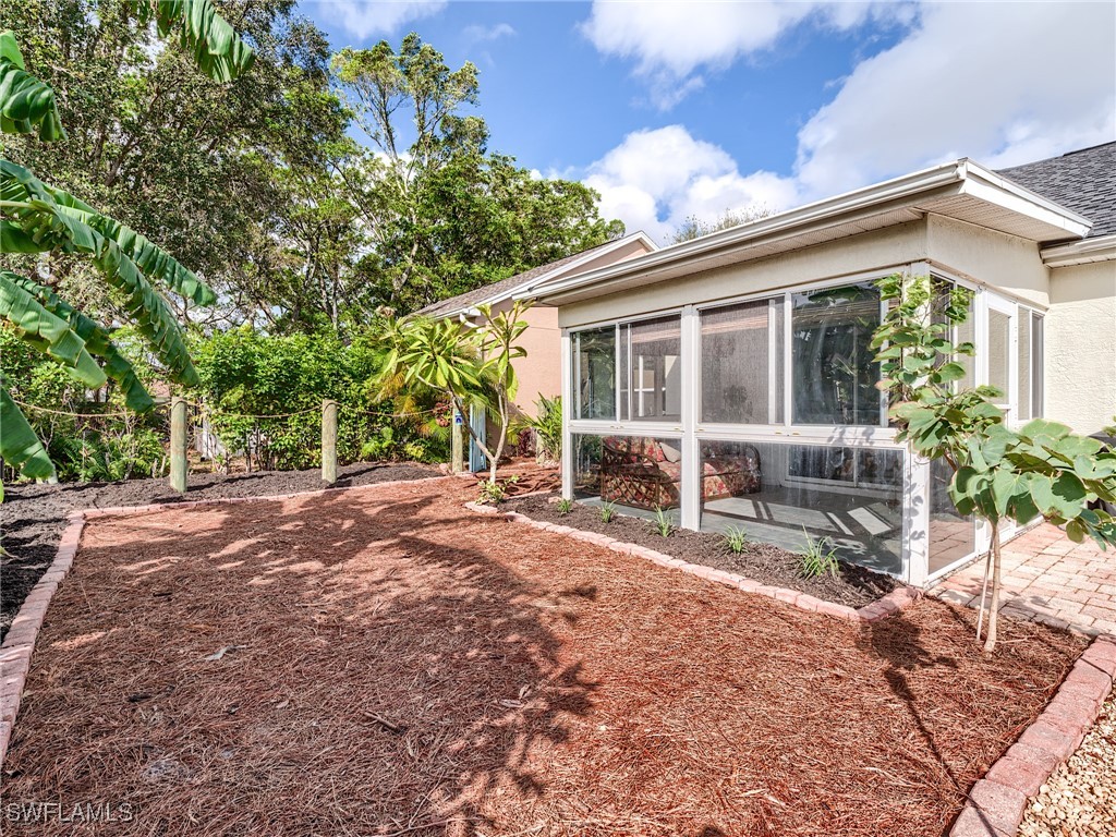 15004 Cloverdale DR