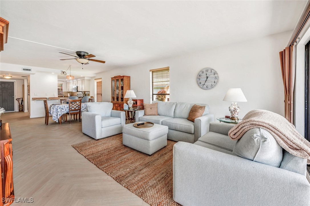 332 Charlemagne BLVD H101