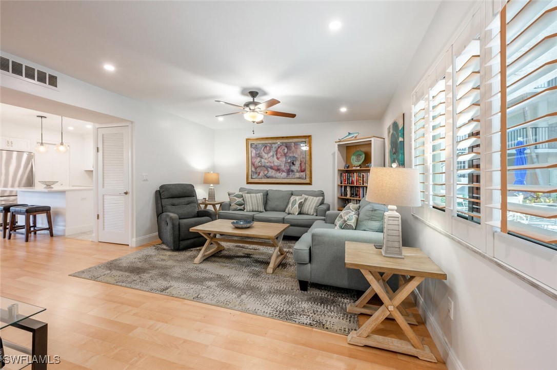 788 Park Shore DR A19