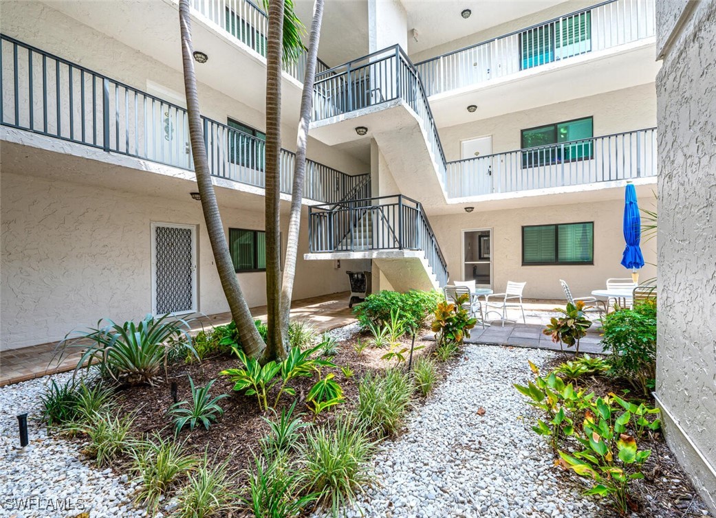 788 Park Shore DR A19