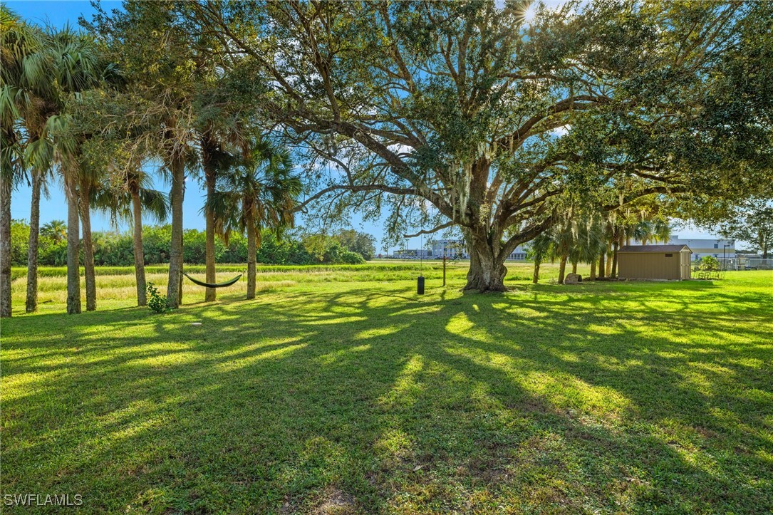 321 Shadow Lakes DR