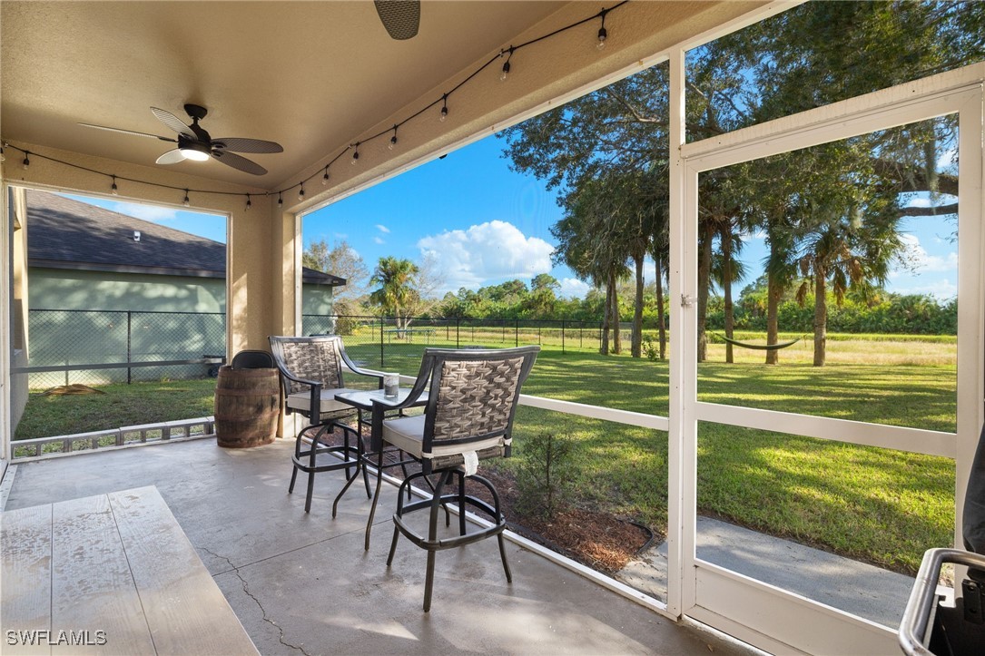 321 Shadow Lakes DR