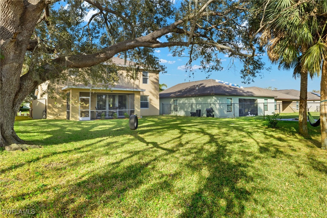321 Shadow Lakes DR