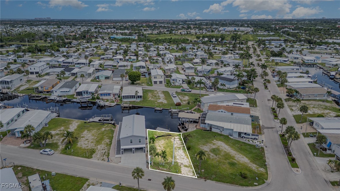 11280 Dogwood LN