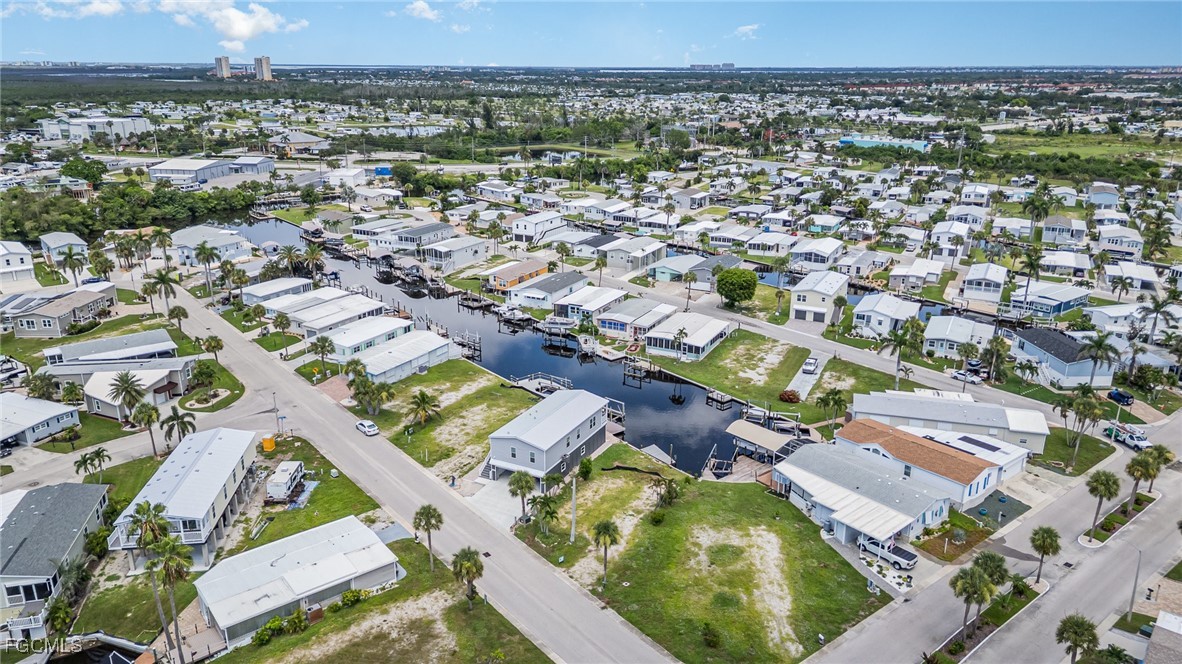 11280 Dogwood LN