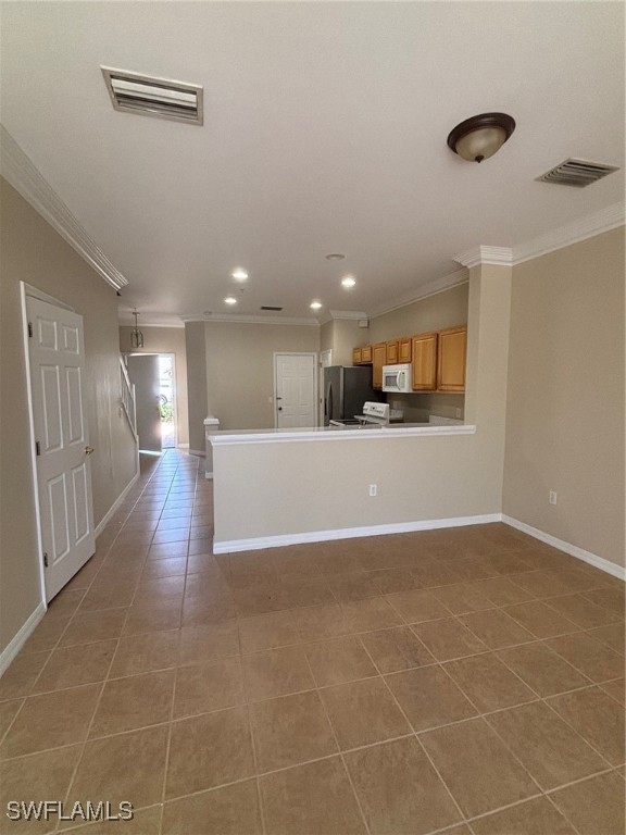 1004 Hampton CIR