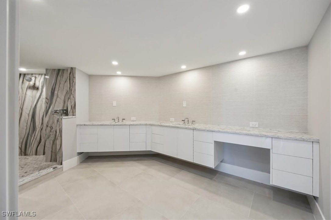 6001 Pelican Bay BLVD 1506