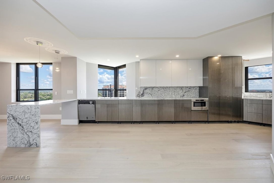 6001 Pelican Bay BLVD 1506