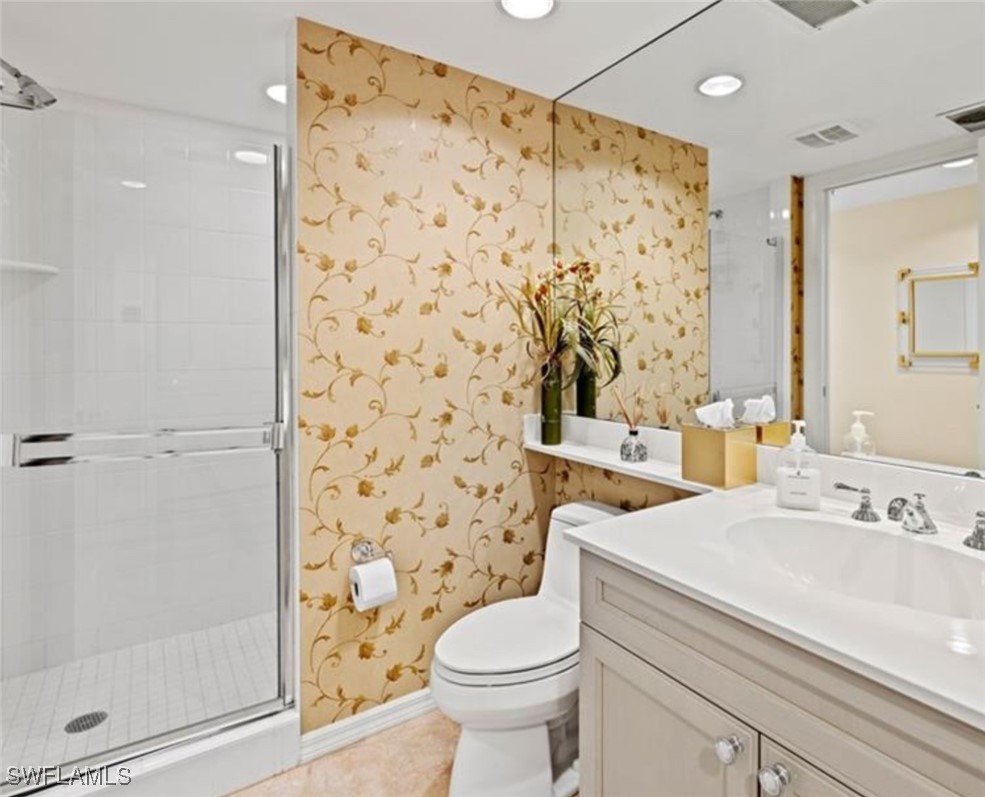 7575 Pelican Bay BLVD 807