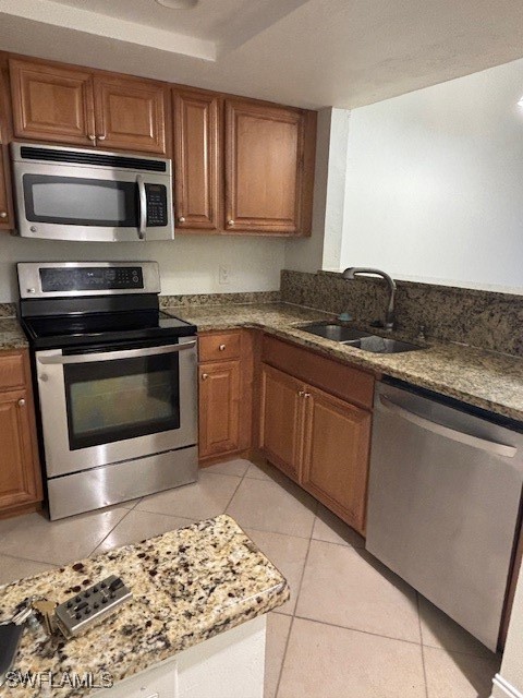 2093 Pine Isle LN 2093