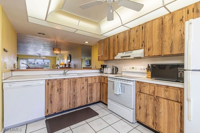 3832 Snowflake LN 1207