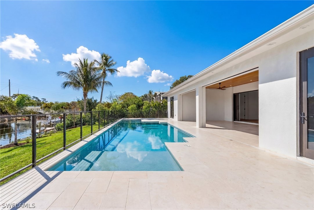 2393 Longboat DR