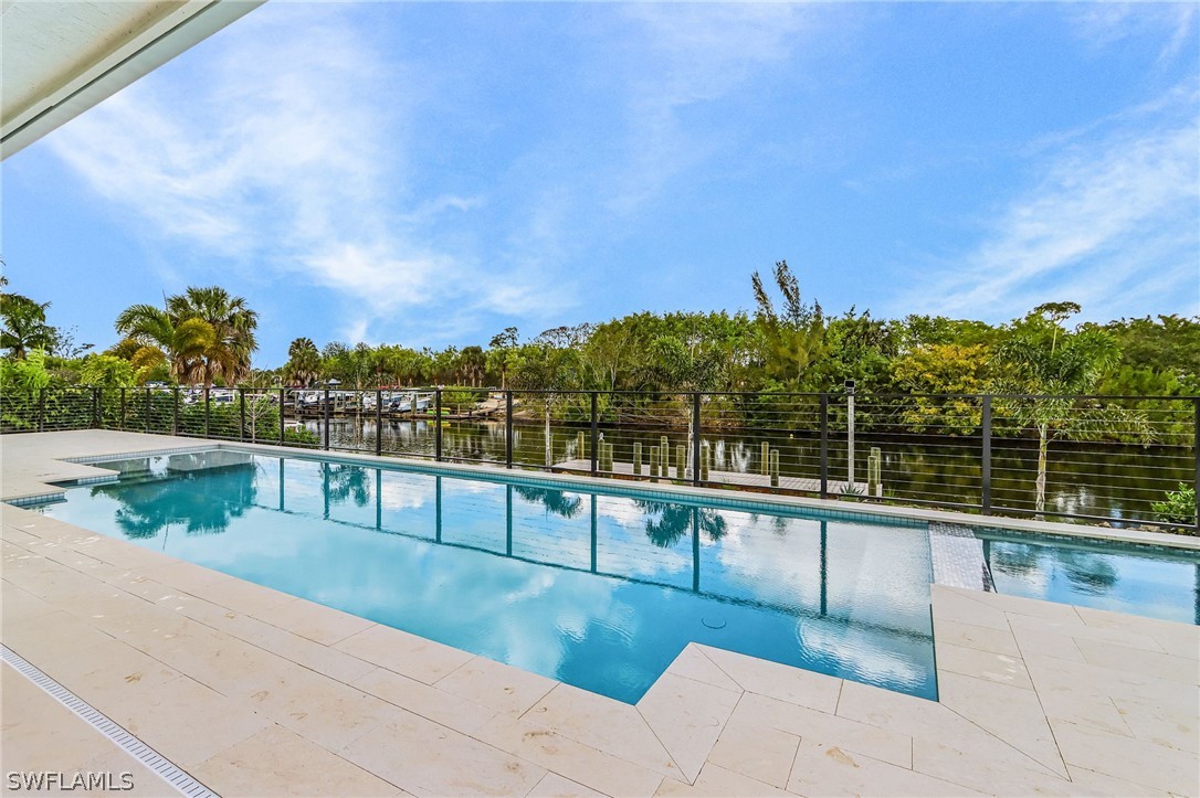2393 Longboat DR