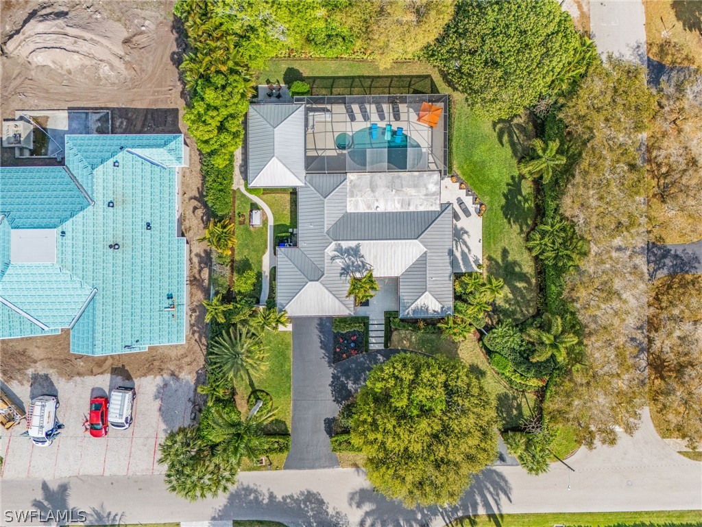 1390 Mandarin RD