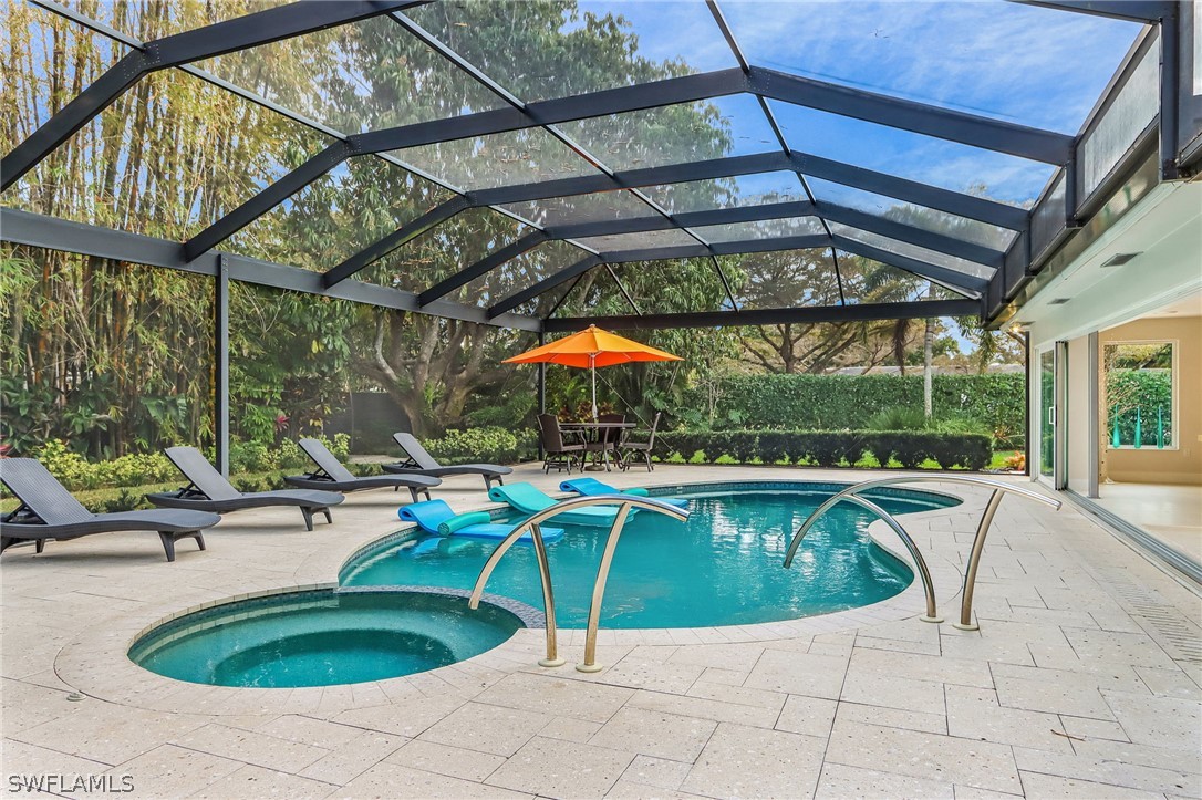 1390 Mandarin RD