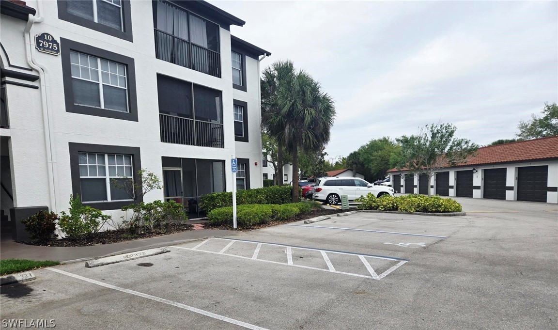 7975 Preserve CIR 1032