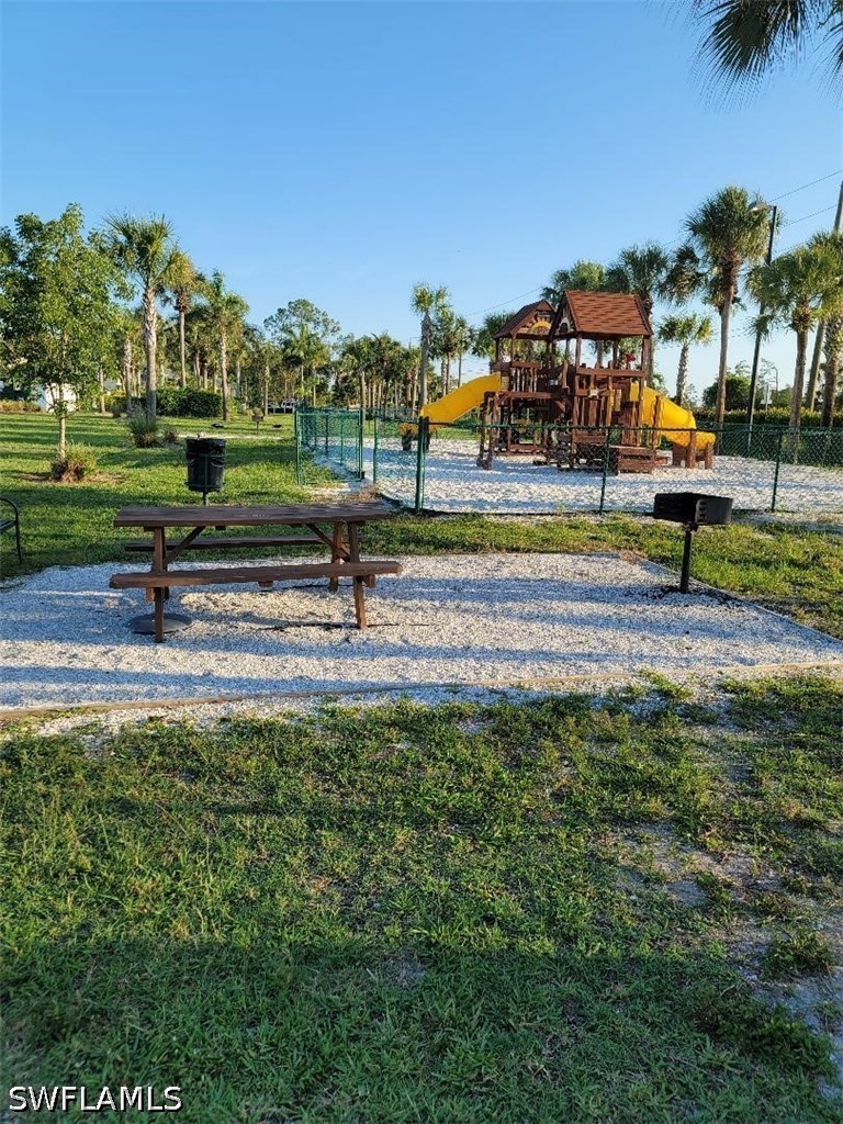 190 Santa Clara DR 190-4