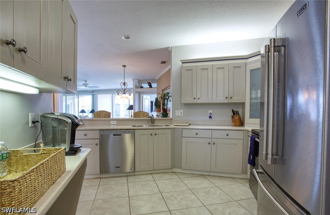 8365 Excalibur CIR K6