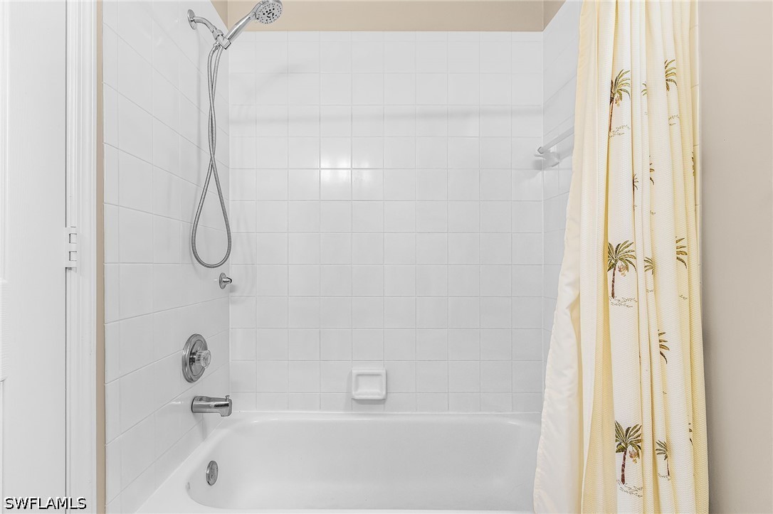 305 Robin Hood CIR 204