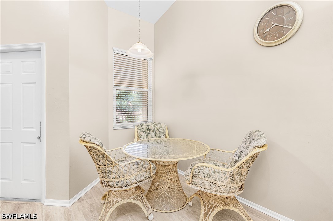 305 Robin Hood CIR 204