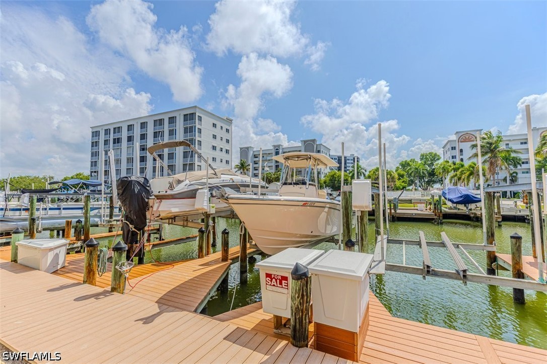 Dock #114 Bay Beach LN
