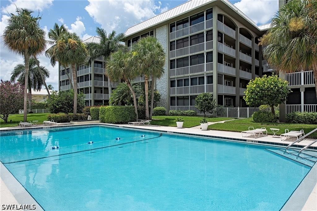 2880 Gulf Shore BLVD N 509