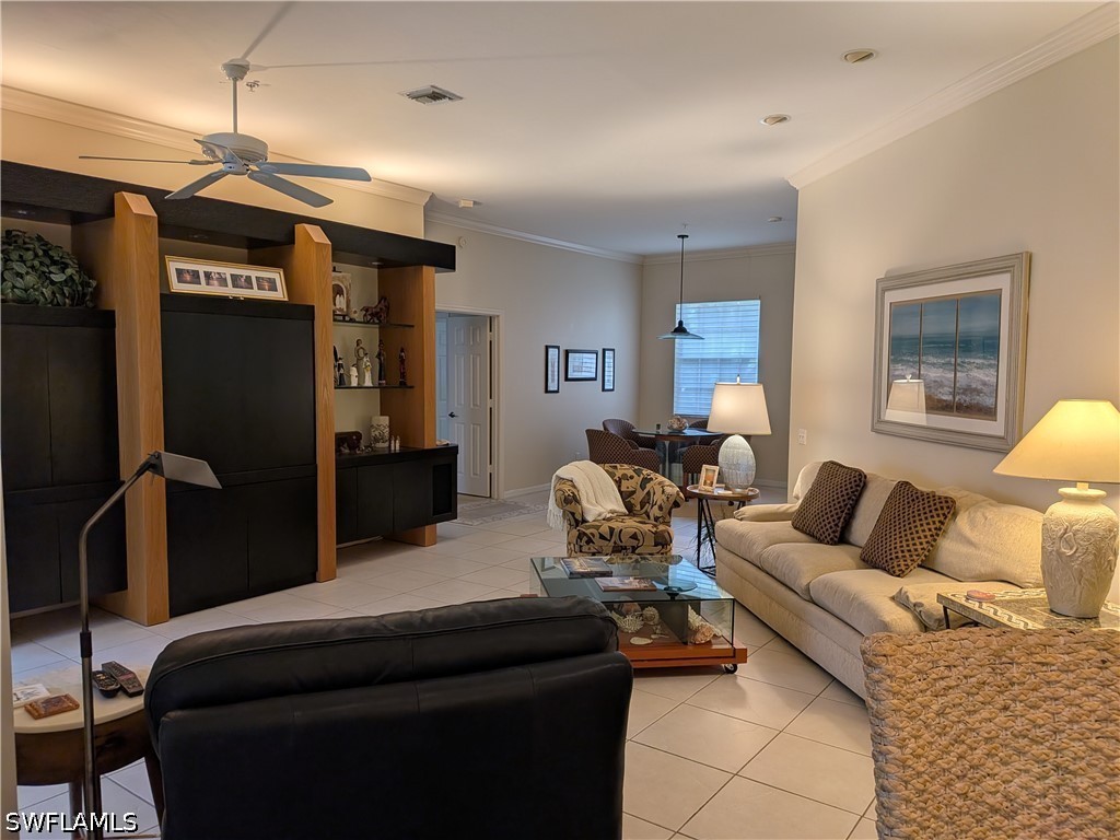 900 L Ambiance CIR 205