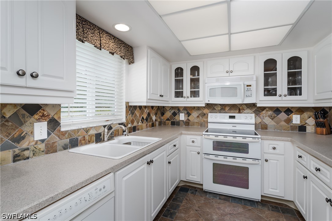 5515 Rattlesnake Hammock RD 205