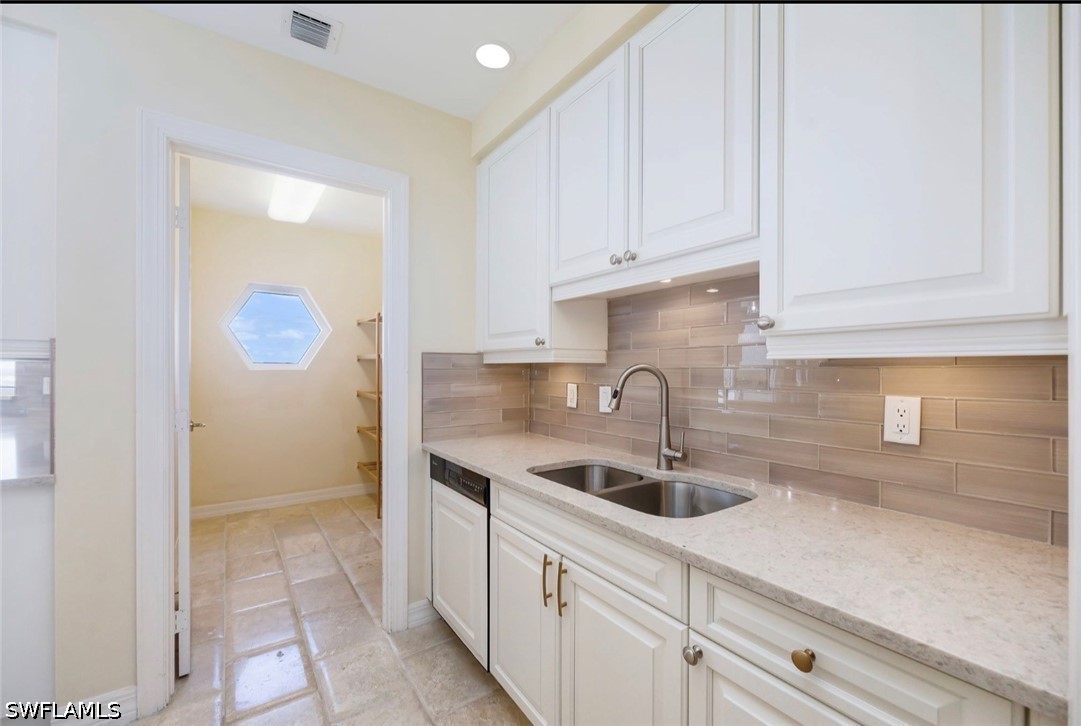 7575 Pelican Bay BLVD 1808