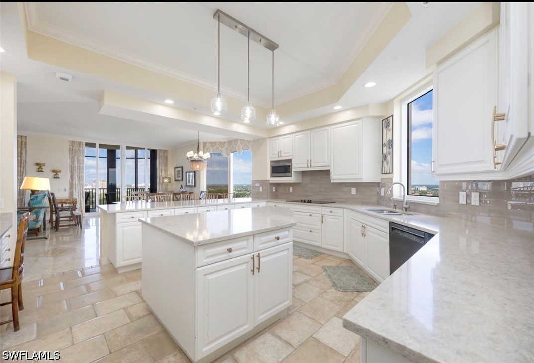 7575 Pelican Bay BLVD 1808