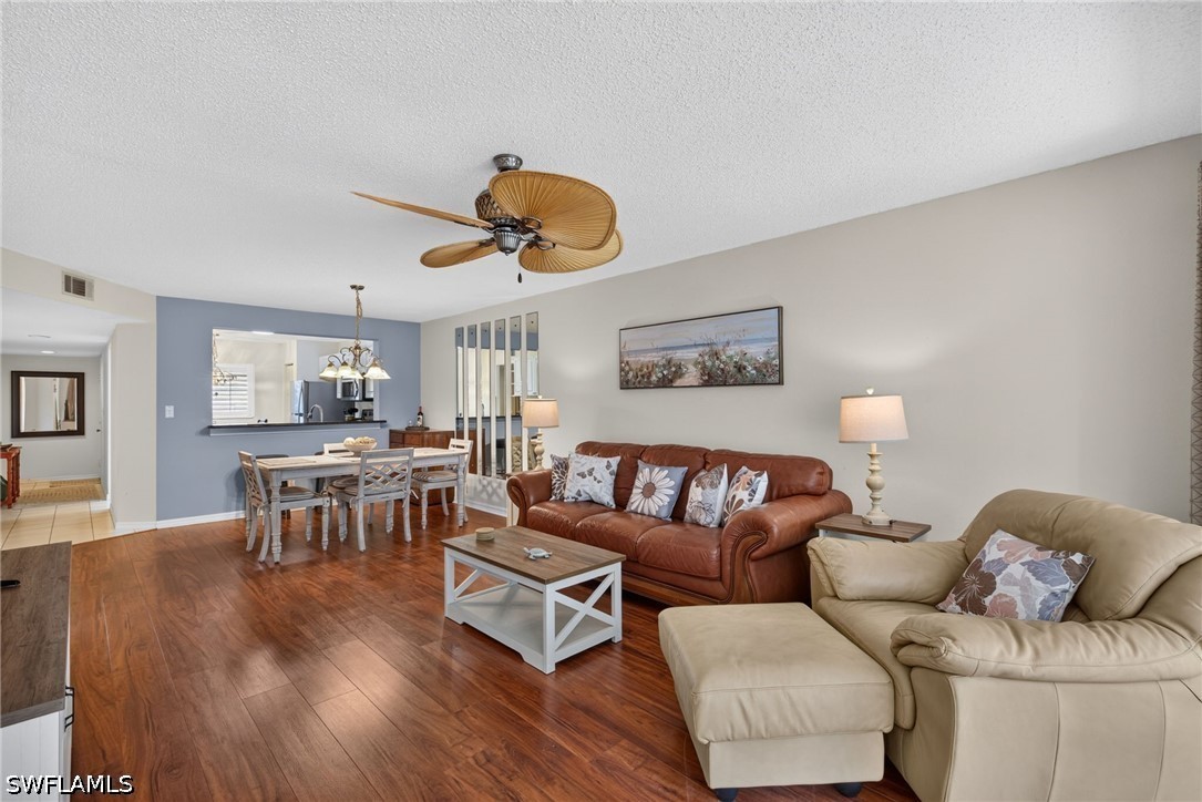 737 Landover CT 102