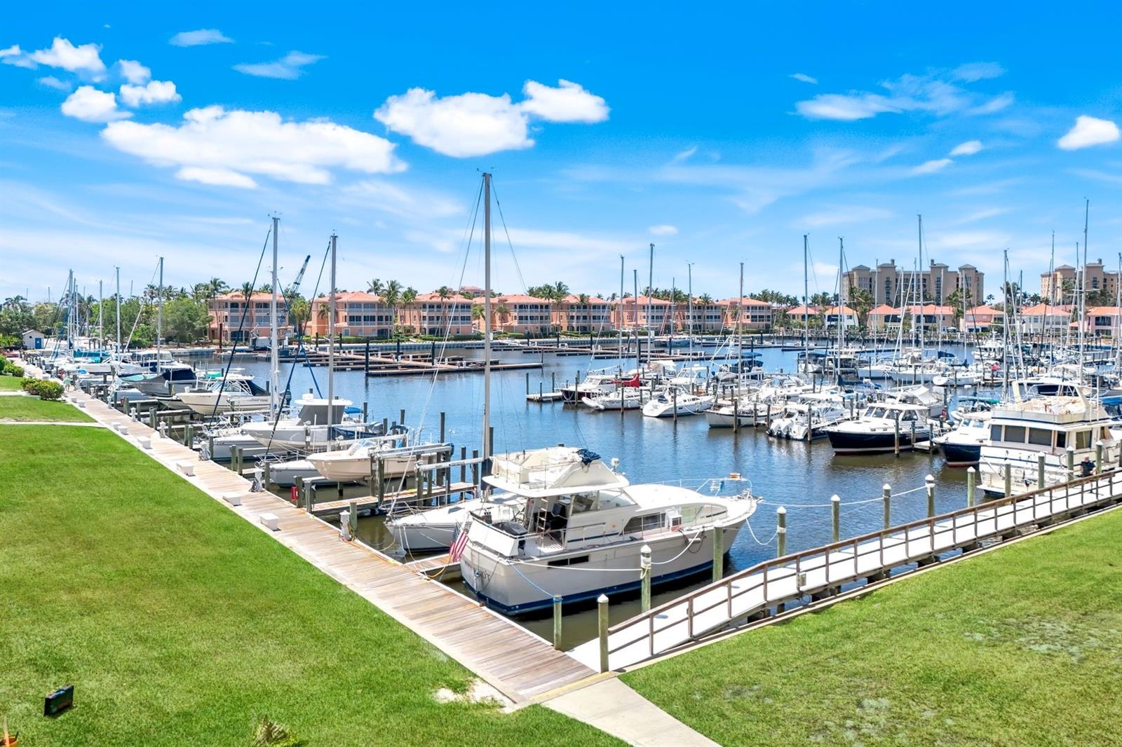 2090 MATECUMBE KEY RD #1404
