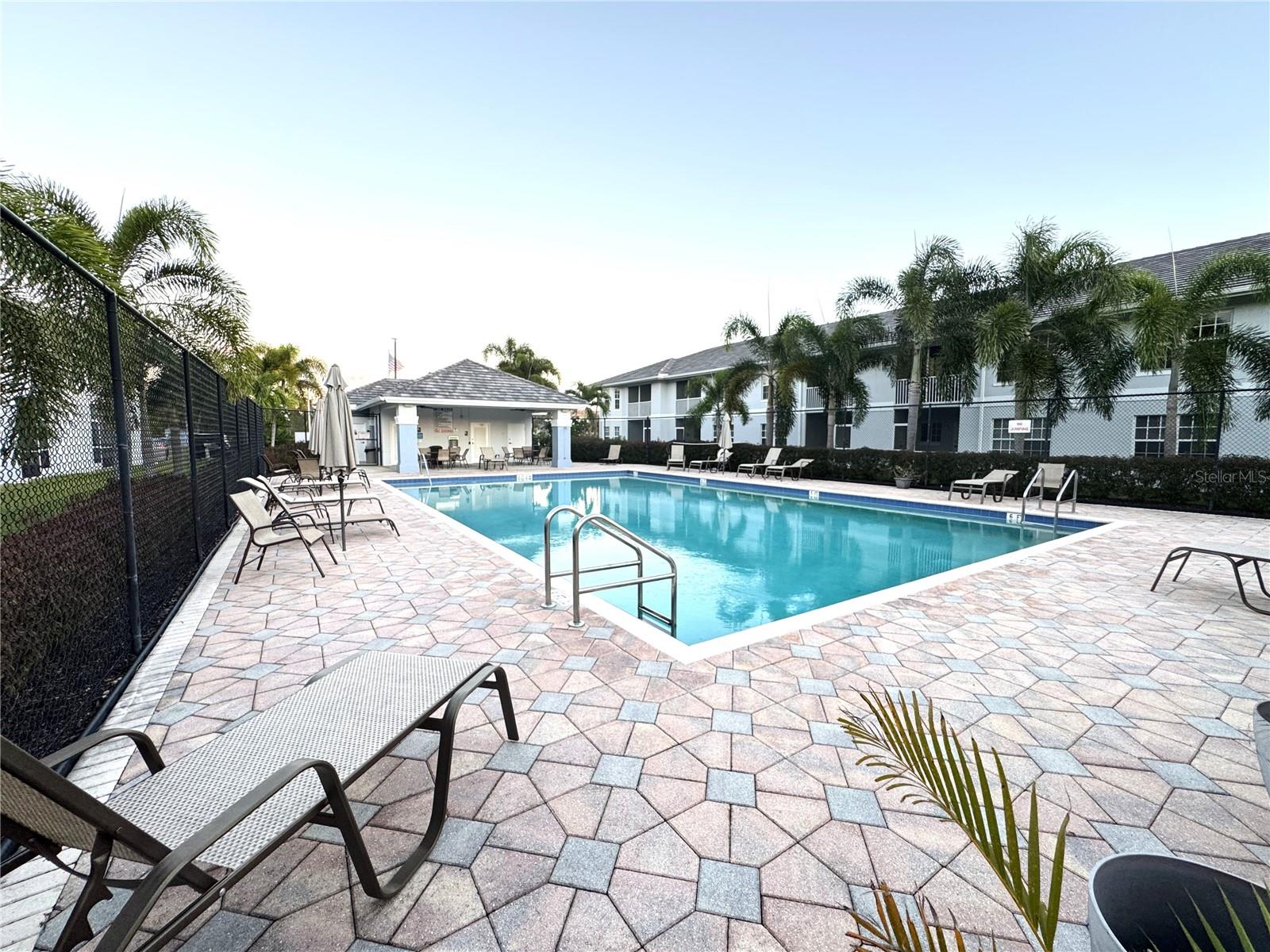 8423 BERNWOOD COVE LOOP #410