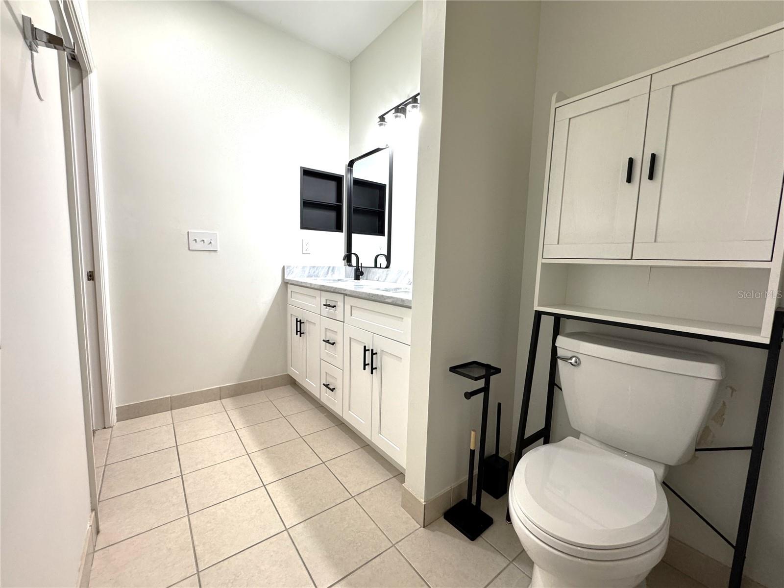 8423 BERNWOOD COVE LOOP #410