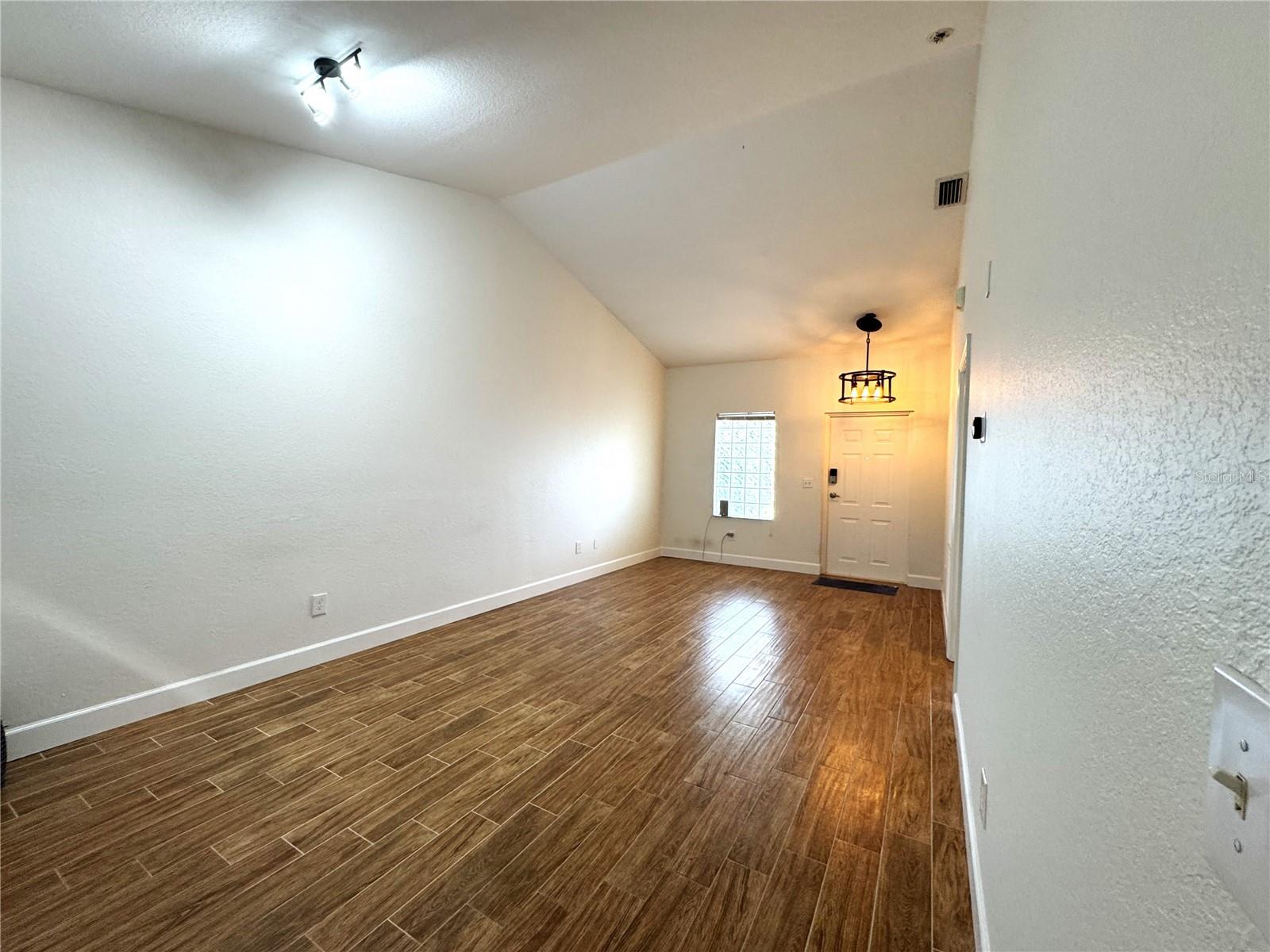 8423 BERNWOOD COVE LOOP #410