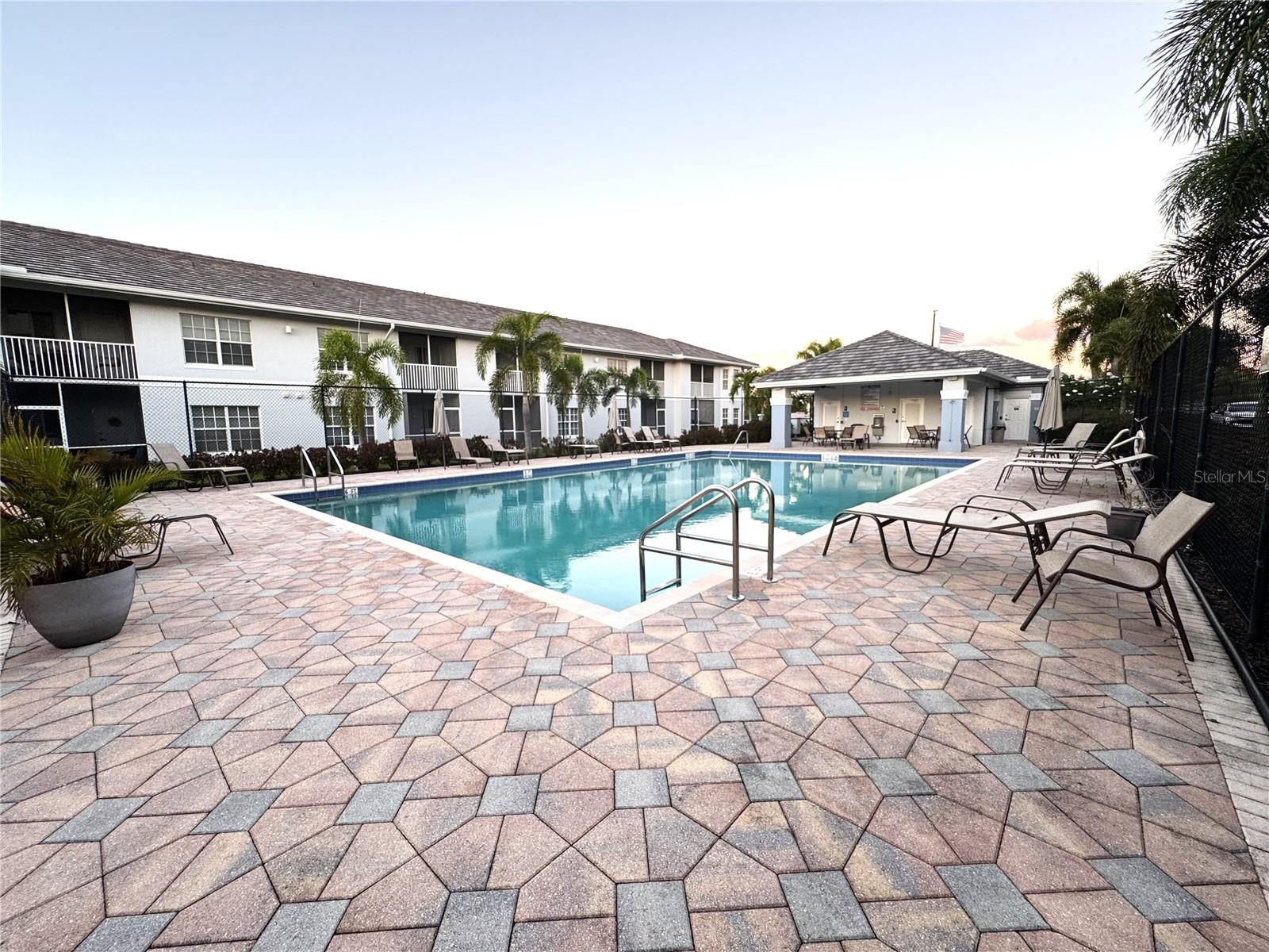 8423 BERNWOOD COVE LOOP #410