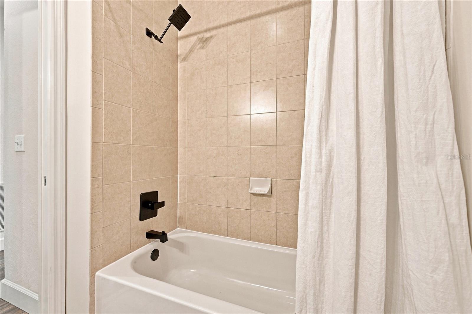 8423 BERNWOOD COVE LOOP #410