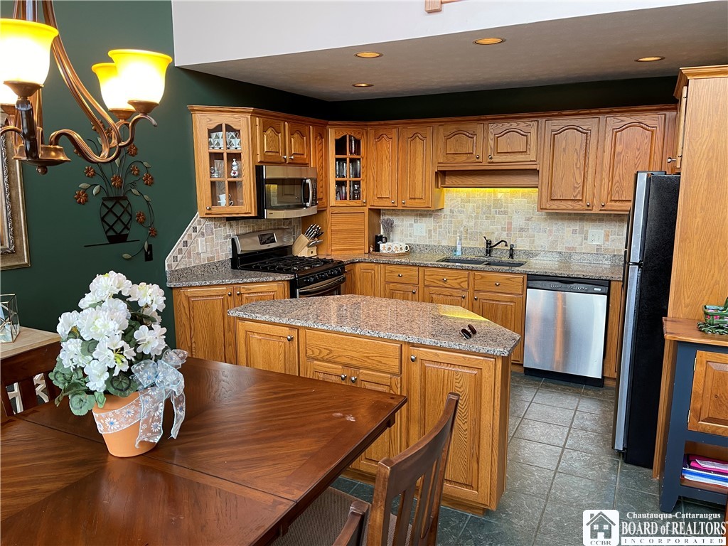 8247 Canterbury Drive 8247