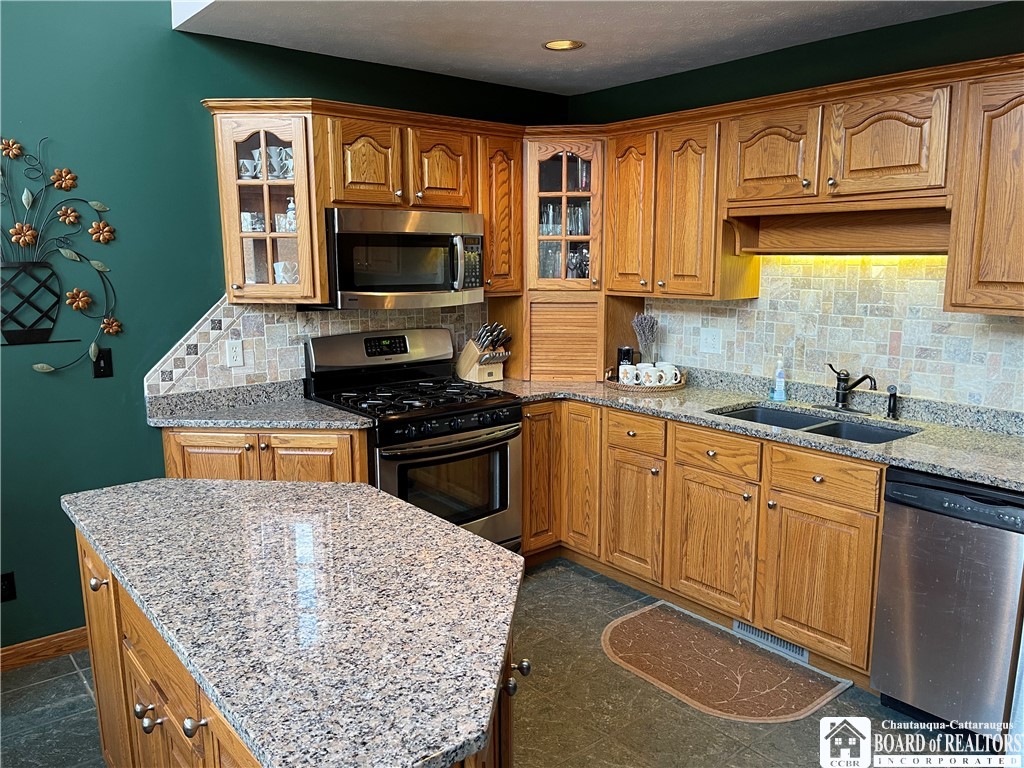 8247 Canterbury Drive 8247