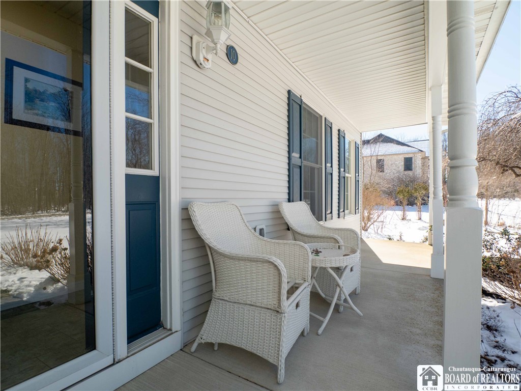 10 Beach Place
