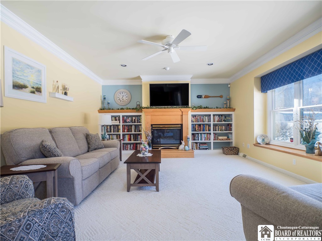 10 Beach Place