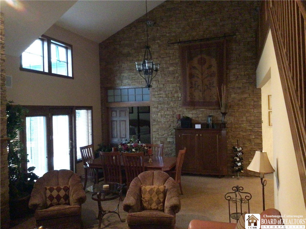 8419 Highlands Drive
