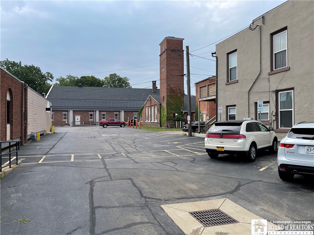 50 East Main Street