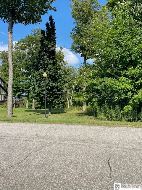 8283 Canterbury Drive