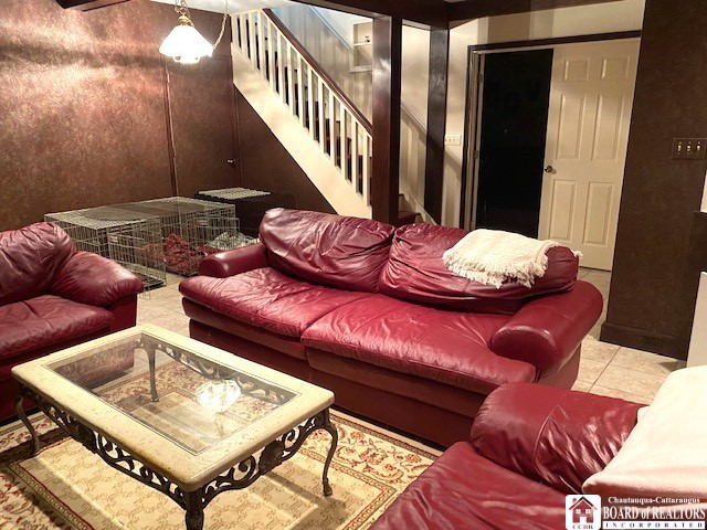 8283 Canterbury Drive