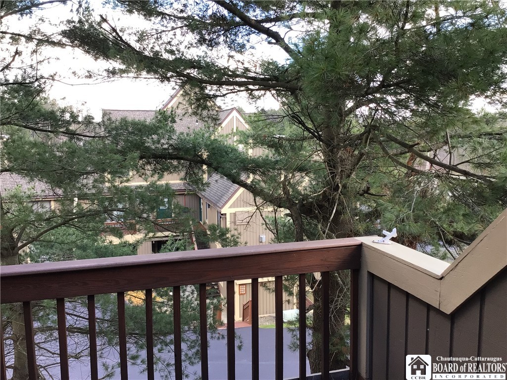4428 Old Road Camelot